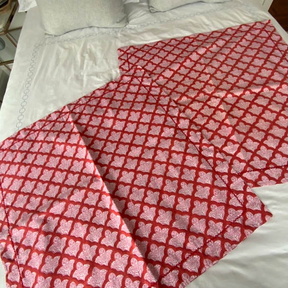 Roberta Roller Rabbit JeminaTwin Size Coverlet and 2 matching Euro Sham Covers - Picture 7 of 7
